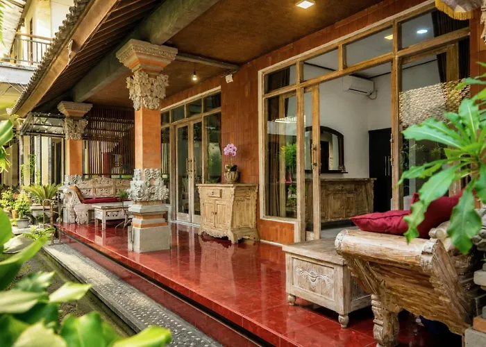 Purnama House 3*
