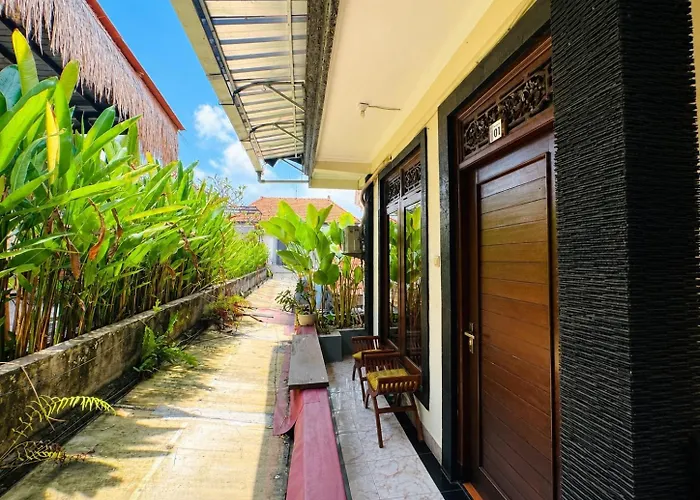 Purnama House بيت ضيافة