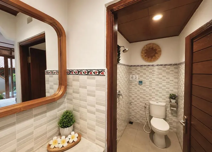 Purnama House 3*