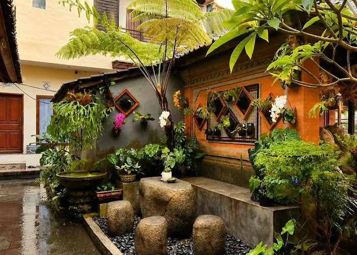 Purnama House 3*
